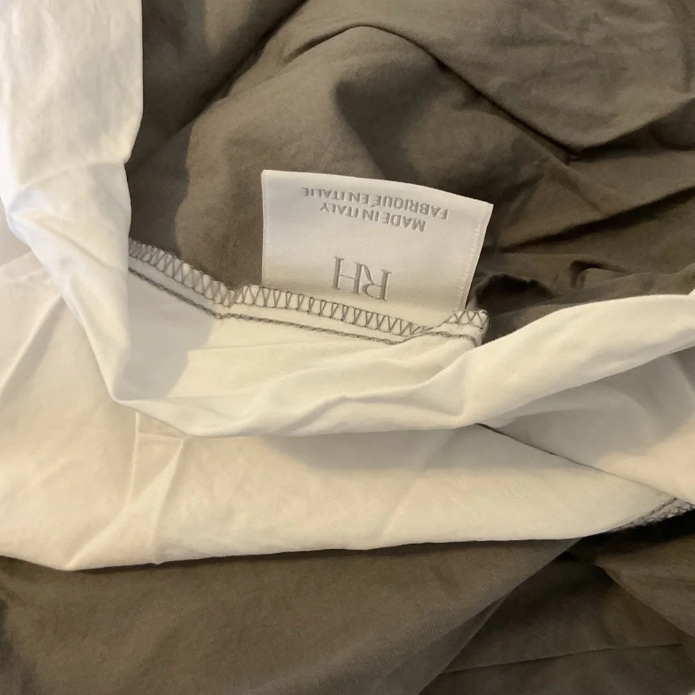 Restoration Hardware Italian vintage washed king box spring cover❤️❤️❤️❤️
